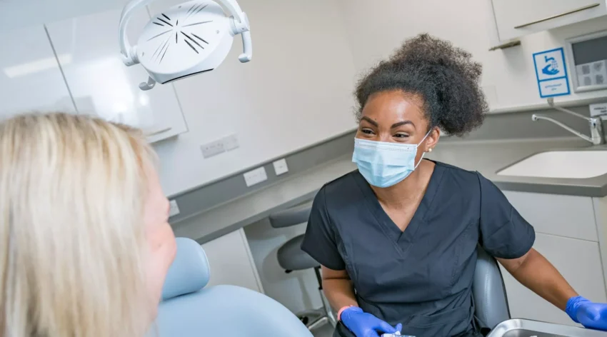 How Private Dentists Coordinate Interdisciplinary Care Between Dental Specialists to Optimise Complex Treatment Outcomes